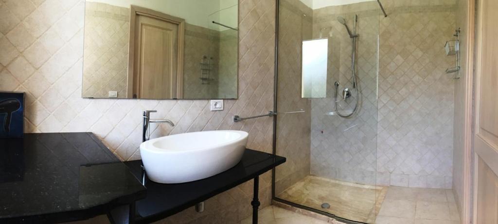 Villa Florida - Prestige Exclusive Rooms & Luxury Villas San Teodoro  Habitación foto