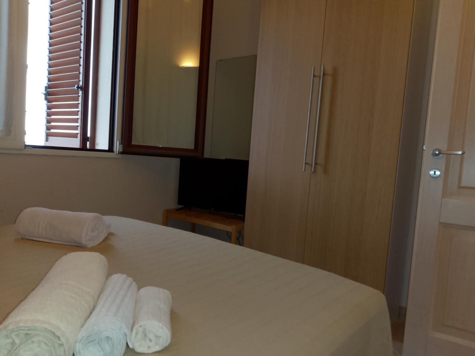 Villa Florida - Prestige Exclusive Rooms & Luxury Villas San Teodoro  Exterior foto